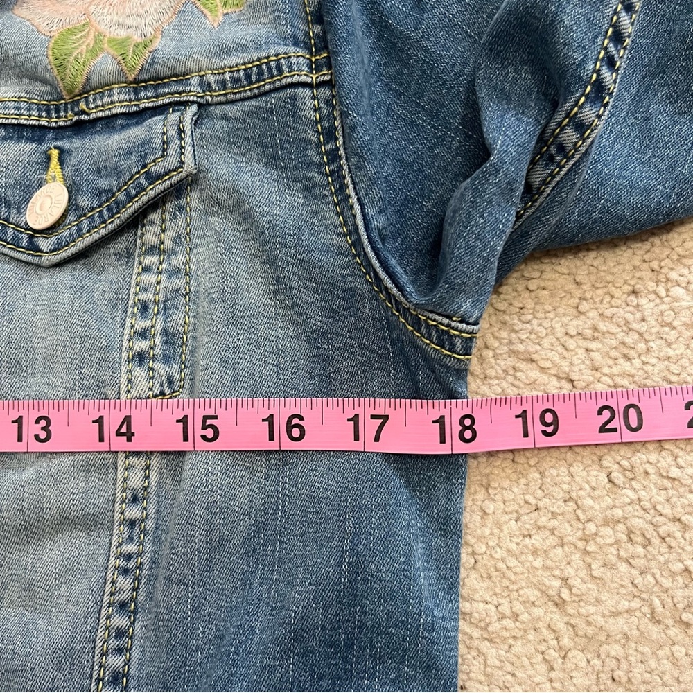 Lularoe Denim Jacket Womens Small Pink Roses Floral Longline Stretch Trucker - Picture 9 of 10